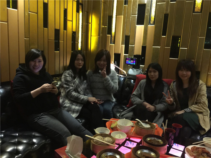 柯尼卡美能達(dá)復(fù)印機(jī)彩印記錄3月科頤壽星生日會